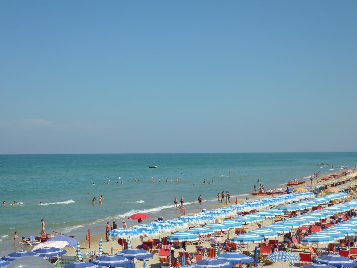 Zaffiro Luxury Silvi Vacanza سيلفي مارينا المظهر الخارجي الصورة